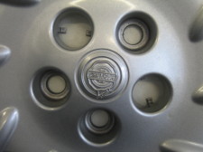 Chrysler hubcap center